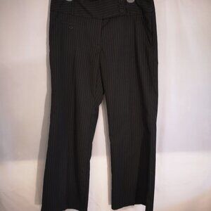 Reitmans Ladies Size 13 Black w/ Grey Pinstripe Flare Leg Dress Pants